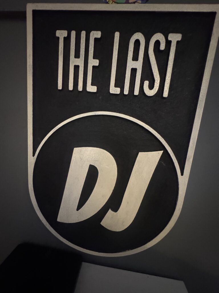 Image #2 from The Last DJ